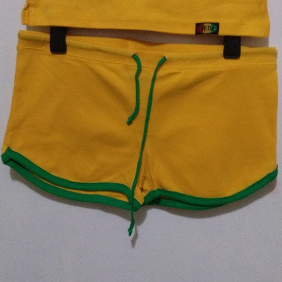 Two piece short set - Picture 4 of 8